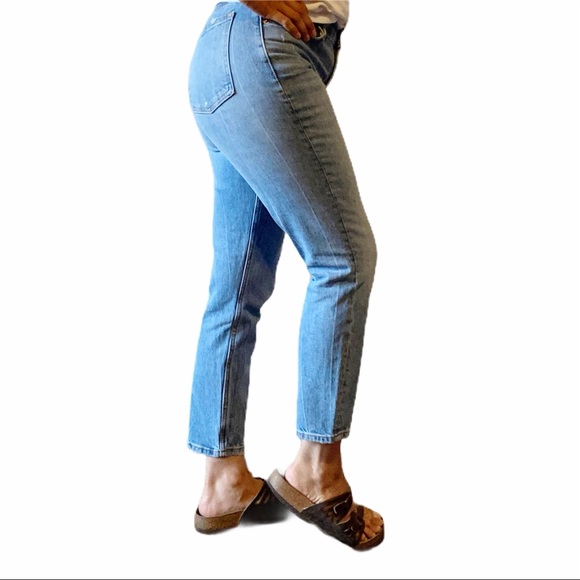 Abercrombie & Fitch High Rise Mom Jeans - Picture 4 of 13